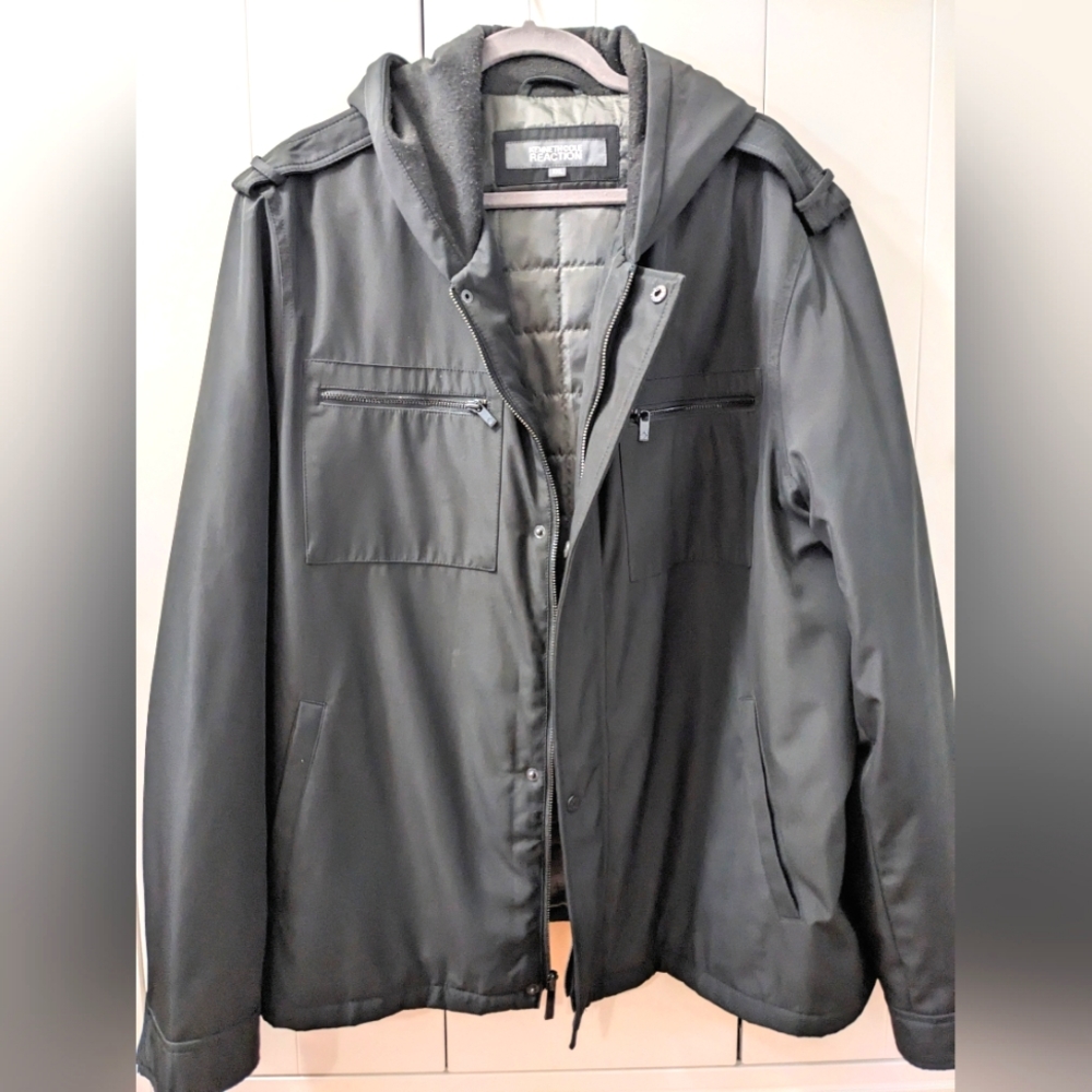 KENNETH COLE REACTION, Black zip up, button up, Hooded Coat, Size XXL.